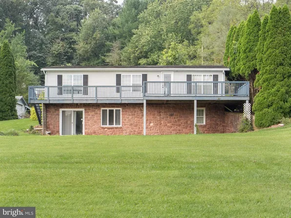 4689 Morgantown Rd, Mohnton, PA 19540
