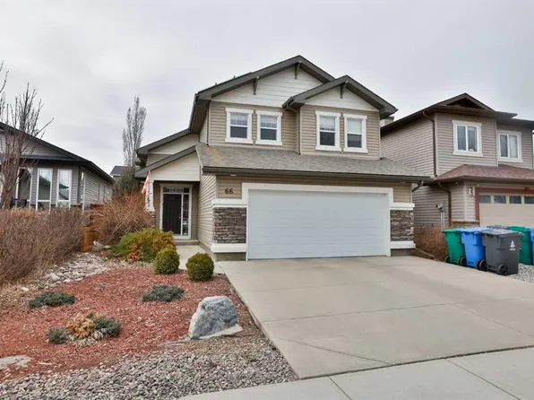66 NE Coalbanks Gate W, Lethbridge, AB T1J 2A1