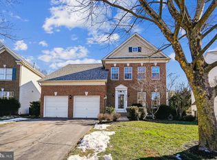 18260 Oak Lake Ct, Leesburg, VA 20176