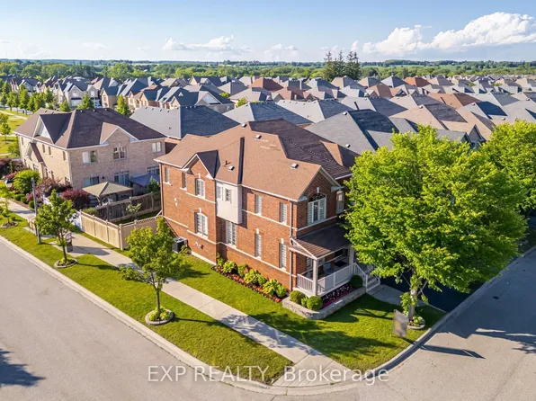 50 Stoney Creek Dr, Markham, ON L6E 0K3