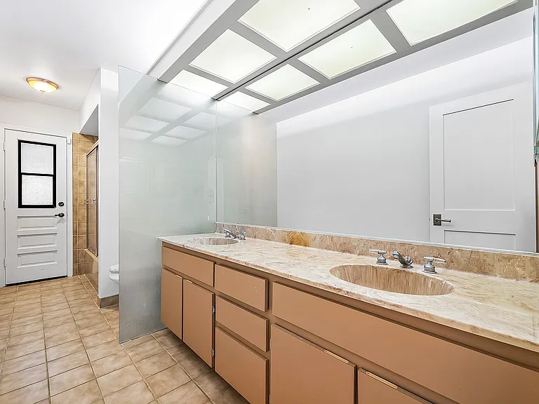 6005 Buena Vista Ct — Photo 37
