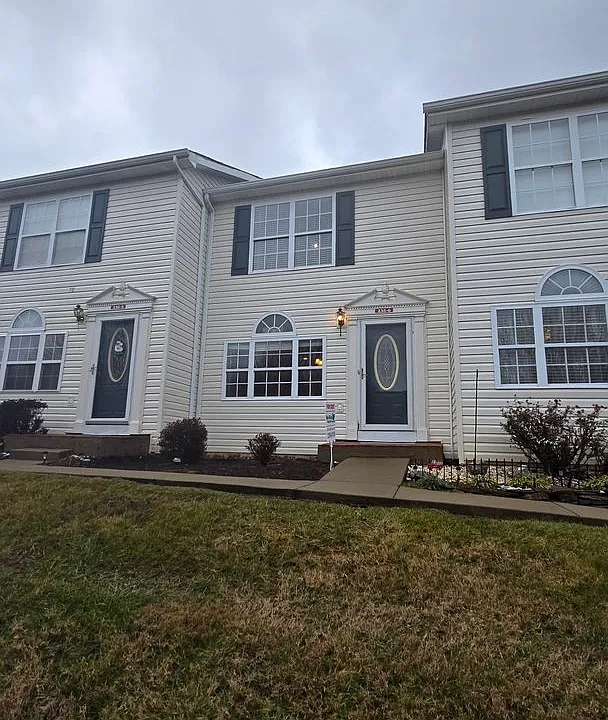 235 Amanda Ln #6