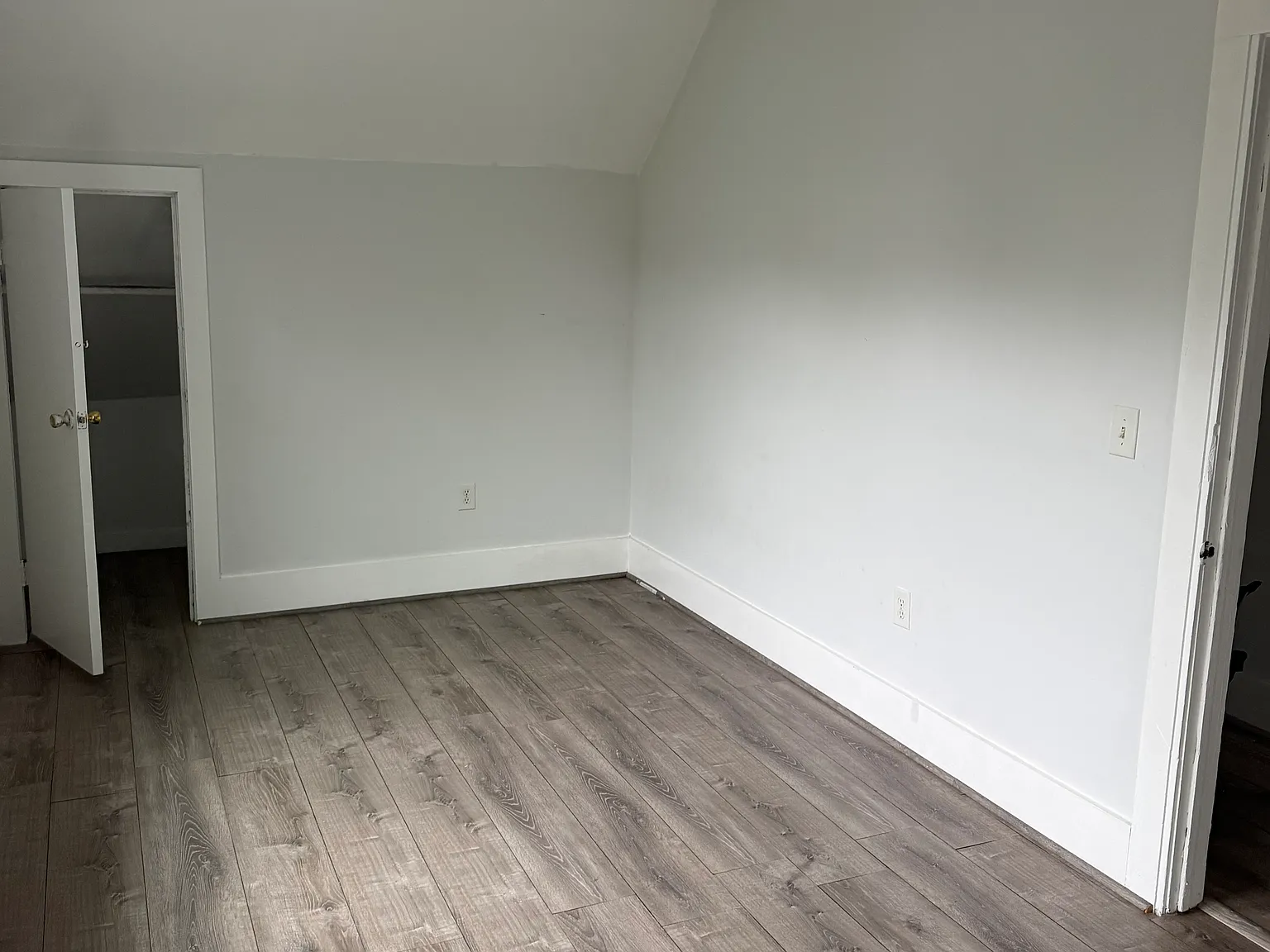 3 bed, 1500 sqft, $2,000 — Photo 2