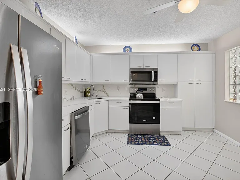 5133 Brisata Cir #L — Photo 67