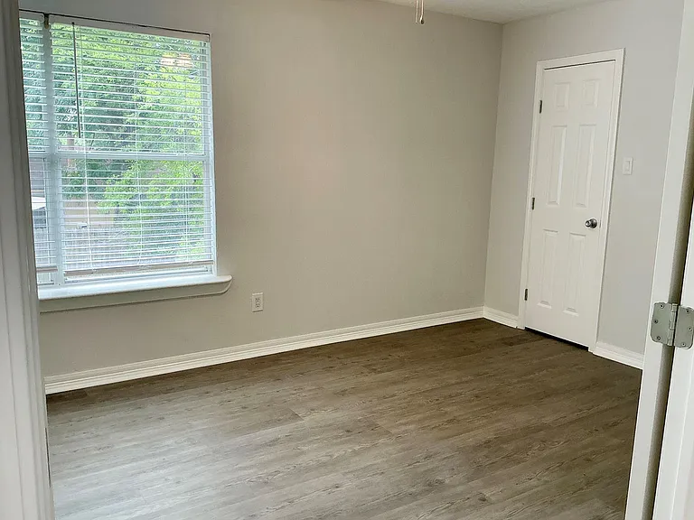 3019 Becket St — Photo 21