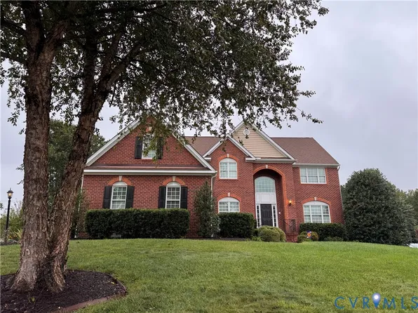 6008 Carrington Green Pl, Glen Allen, VA 23060