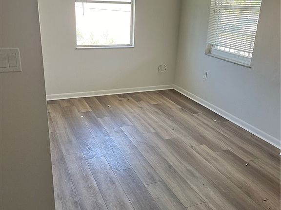5th image of 1801 Kent Dr