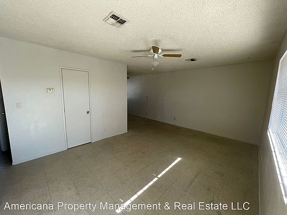 4th image of 4370 Twin View Cir APT 3