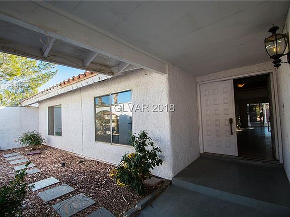 4th image of 2825 San Blas Dr