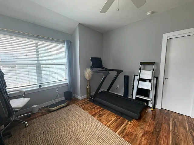 301 W Stassney Ln #21 — Photo 13