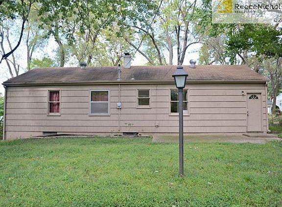 2nd image of 6807 Fairlane Dr