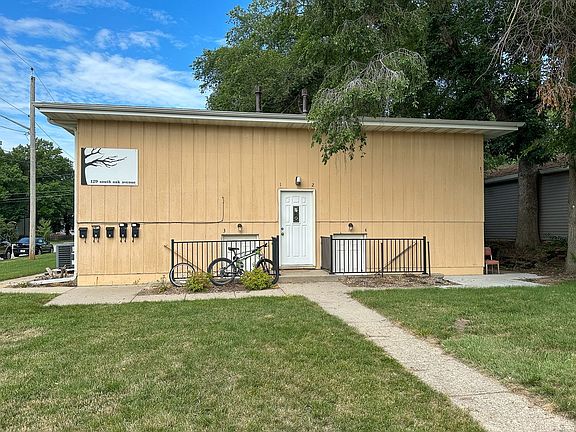 2nd image of 129 S Oak Ave #1B-1Ba