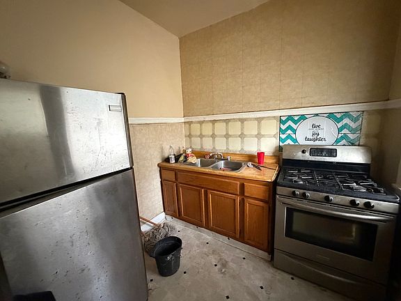 5th image of 7321 S Stewart Ave