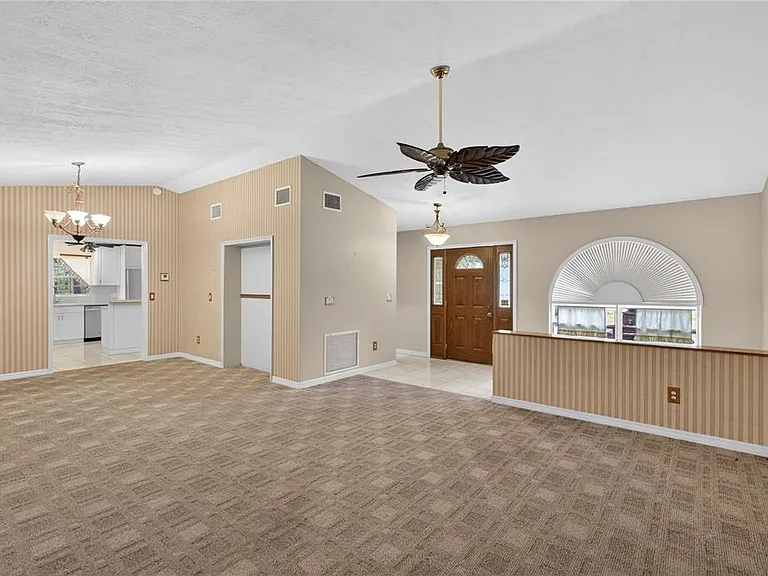 2065 Oak Beach Blvd — Photo 7