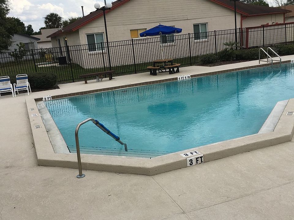 2nd image of 2309 Turpin Dr