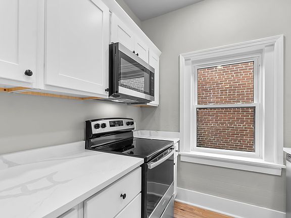 4th image of 510 Broadway St #202
