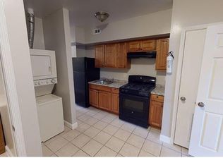 199 35th St NE APT 4, Washington, DC 20019