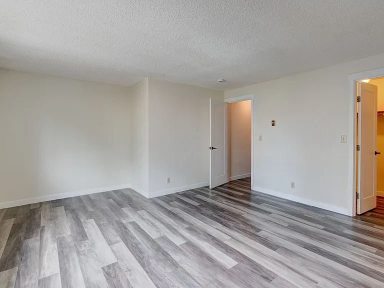 111 NW Columbia Dr #B3 — Photo 16