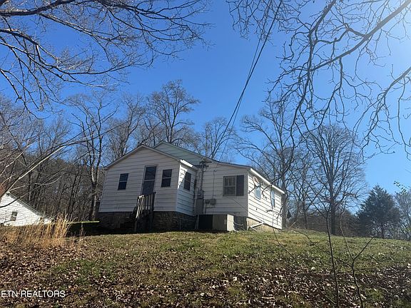 2nd image of 2516 Roseberry Rd