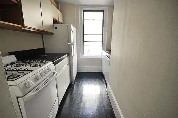 Rented by Keller Williams NYC | media 14