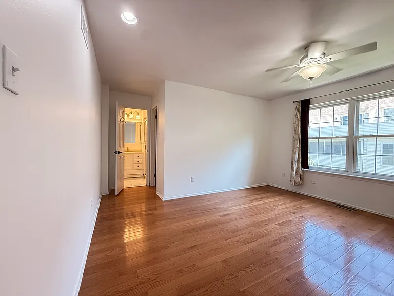 1187 Heyward Rd — Photo 5