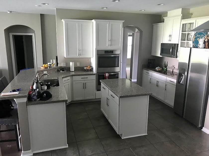 1st image of 4890 Palmetto Park Dr