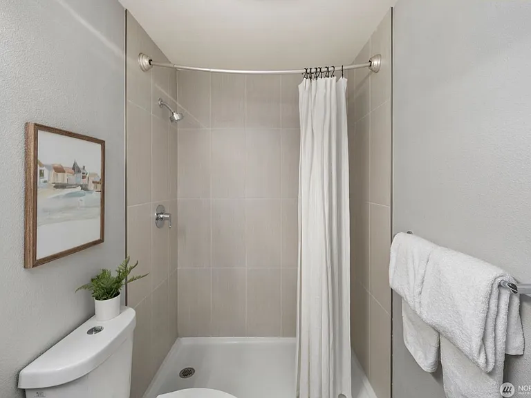 952 100th Ave NE #237 — Photo 23