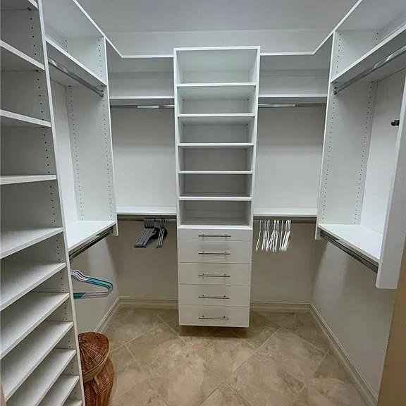 784 Carrick Bend Cir #101 — Photo 31
