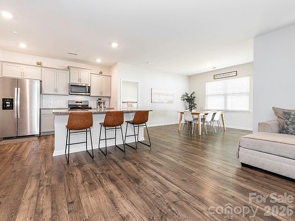 3rd image of 3649 Azalea Ridge Dr