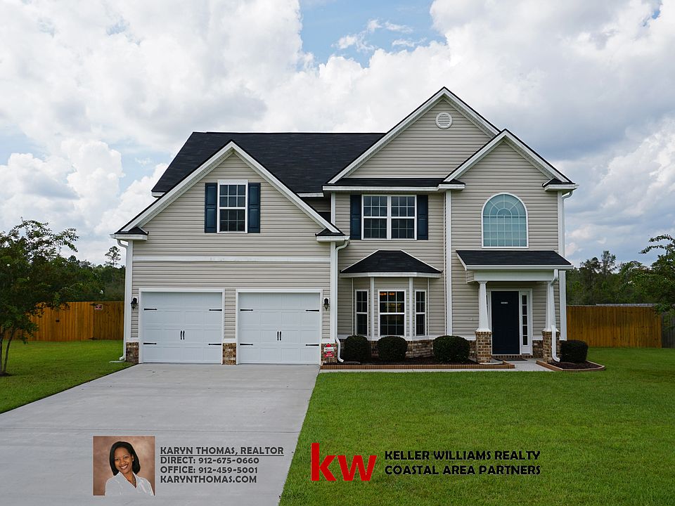 1st image of 344 NE Highland Pony Way