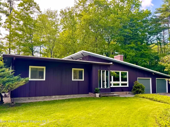 5 Briarwood Lane, Woodstock, NY 12498