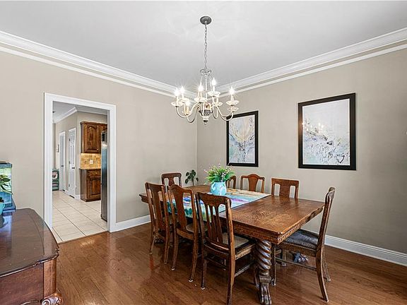 4th image of 59 General Canby Dr