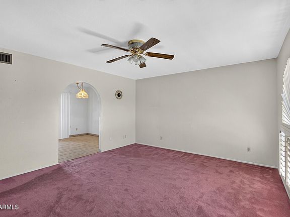 5th image of 2002 W SUMMIT Place