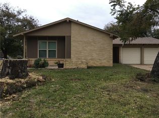 701 Fayette Dr, Euless, TX 76039