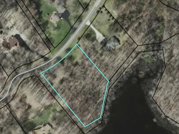 6281 Lakewood Pointe Dr #13, Coloma, MI 49038