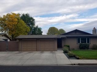 34 Comice Way, Eagle Pt, OR 97524