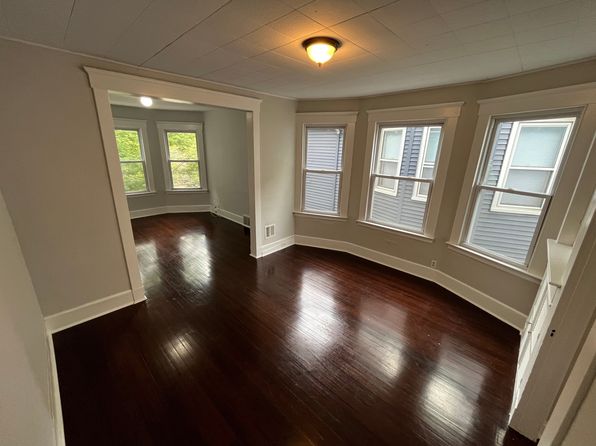 167 Willow St Floor 1