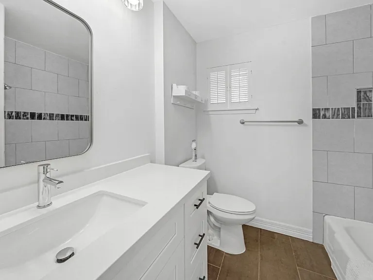 5474 S Imogene St — Photo 18