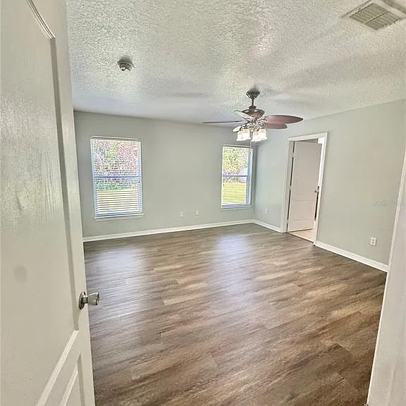 420 Marathon Ln — Photo 13