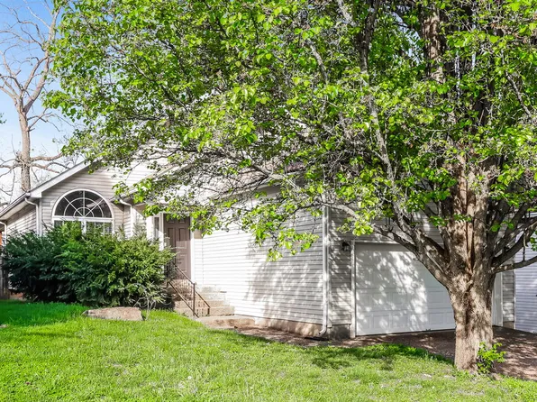 1822 Jefferson Ave, Lyndon, KY 40242