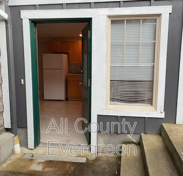 1015 9th St #B — Photo 11