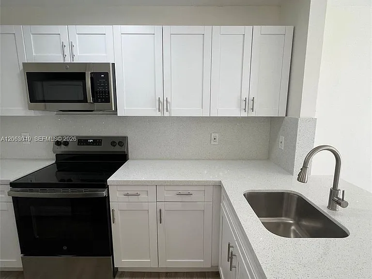 2685 W 66th St #12-20 — Photo 27