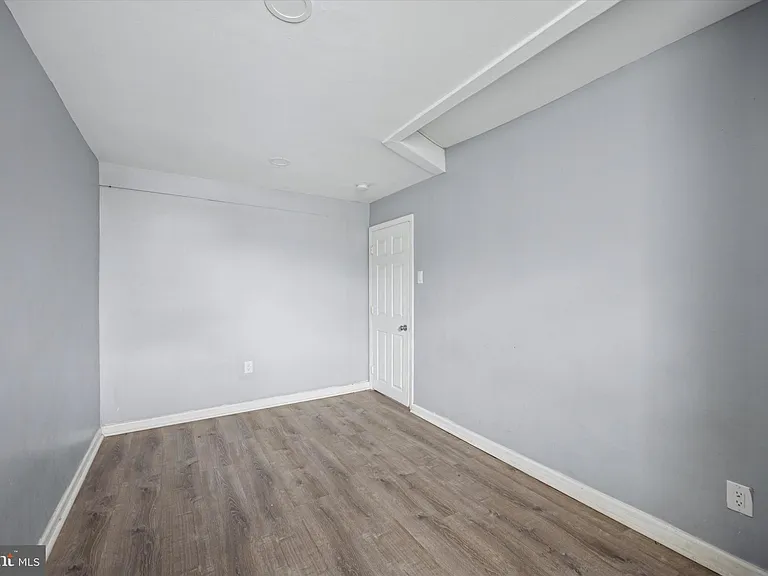 4928 W Thompson St #2 — Photo 10