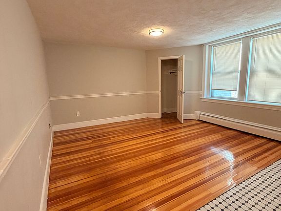 5th image of 260 Washington St #93ca0d14f