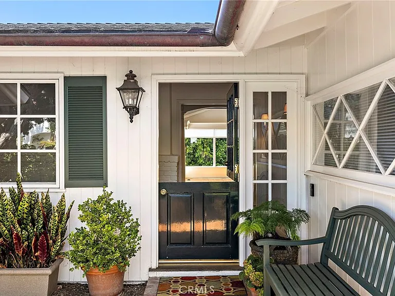 1706 Calle De Los Alamos — Photo 2