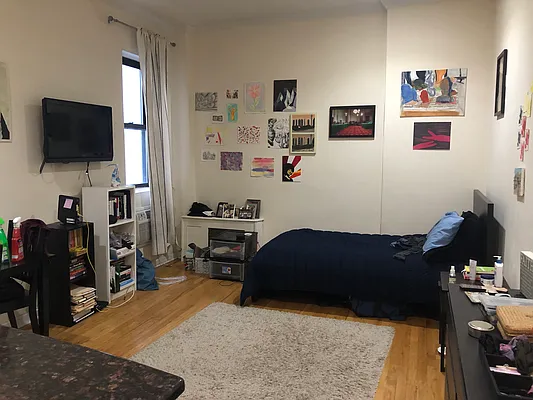 Rented by Level Group | media 12