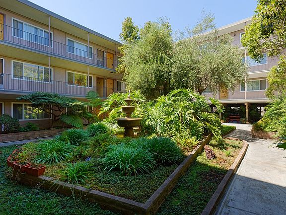 3rd image of 184 Callan Ave #102