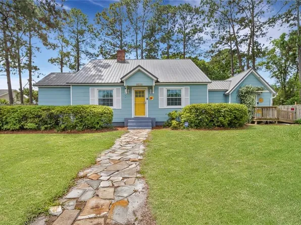 3110 Parkwood Dr, Brunswick, GA 31520