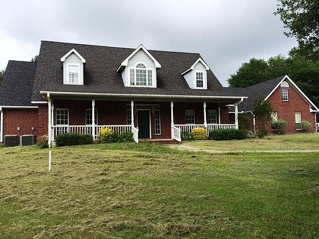 1st image of 101 Wildflower Ln