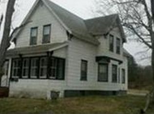 352 Winthrop St, Taunton, MA 02780